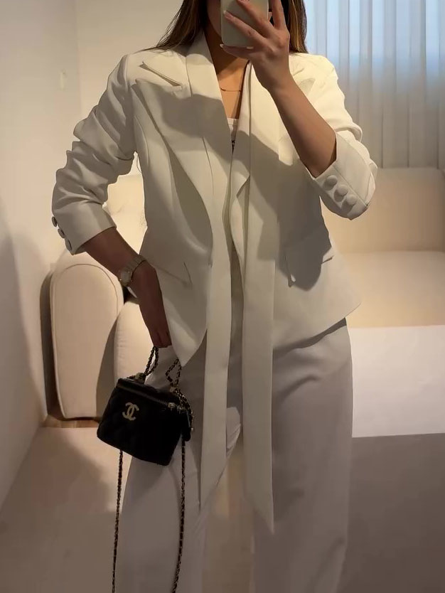 Gracefully Styled Garment for Any Occasion