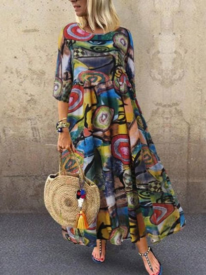 Classic Vintage Dress with a Flattering Fit