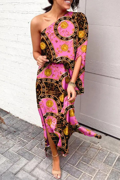 Gracefully Styled Dress for Any Occasion