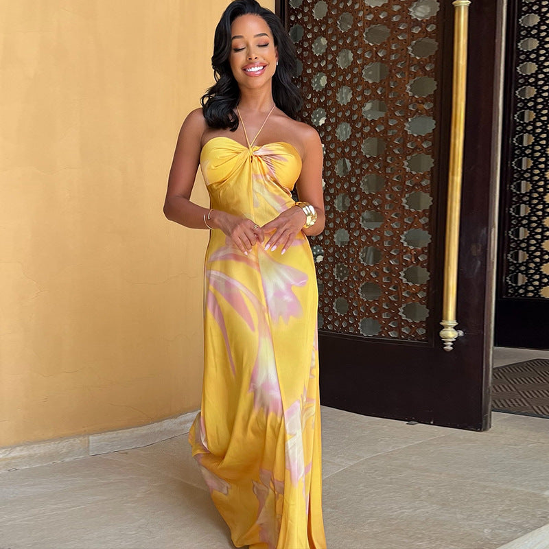 Effortlessly Elegant Dress with a Timeless Design