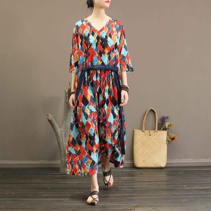 Classic Vintage Dress with a Flattering Fit