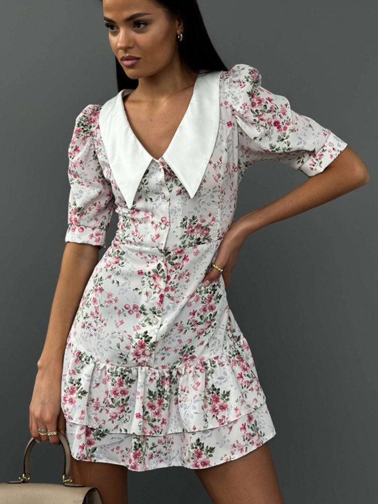 Beautifully Finished Dress in a Timeless Design