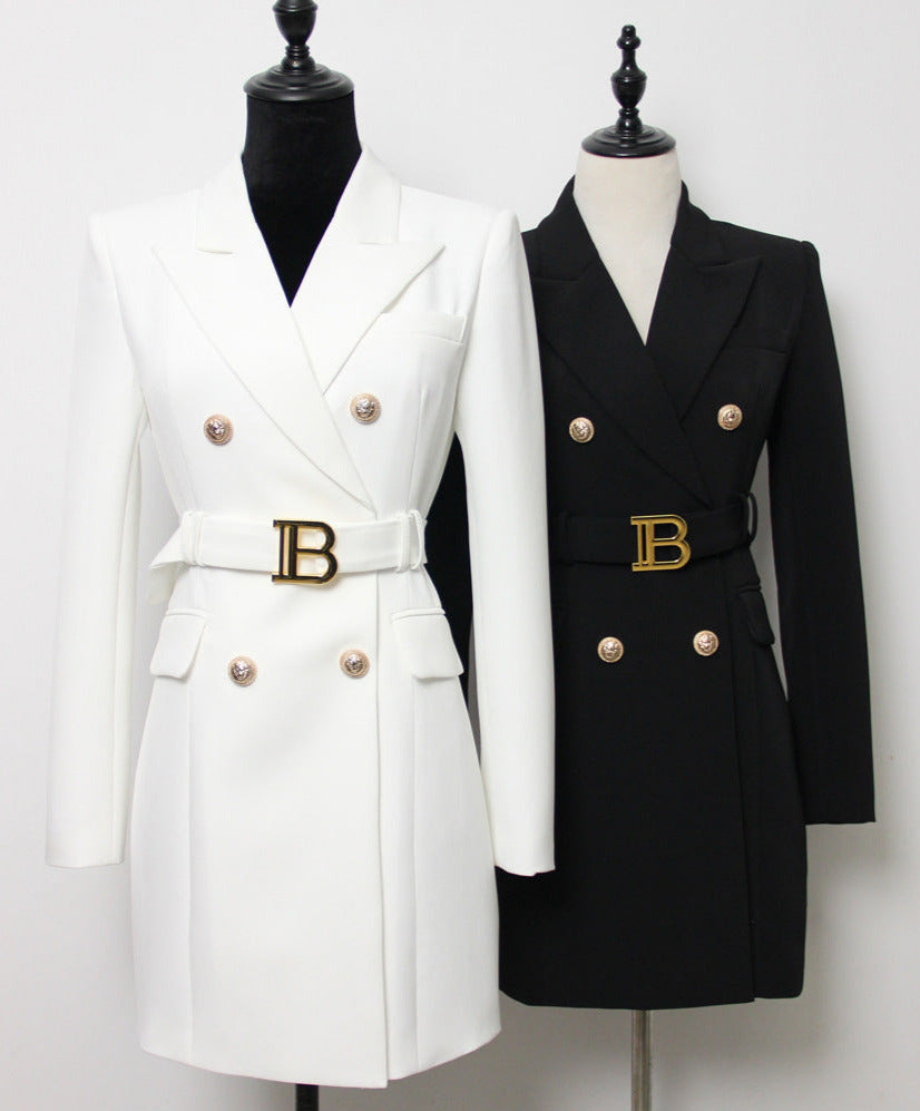 Elegantly Styled Jacket for Everyday Wear