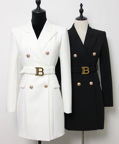 Elegantly Styled Jacket for Everyday Wear