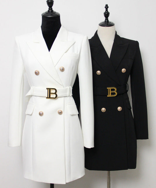 Elegantly Styled Jacket for Everyday Wear