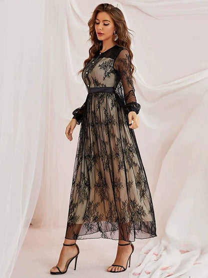 Classic Vintage Dress with a Flattering Fit