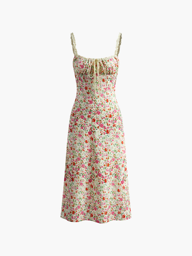 Classic Vintage Dress with a Flattering Fit