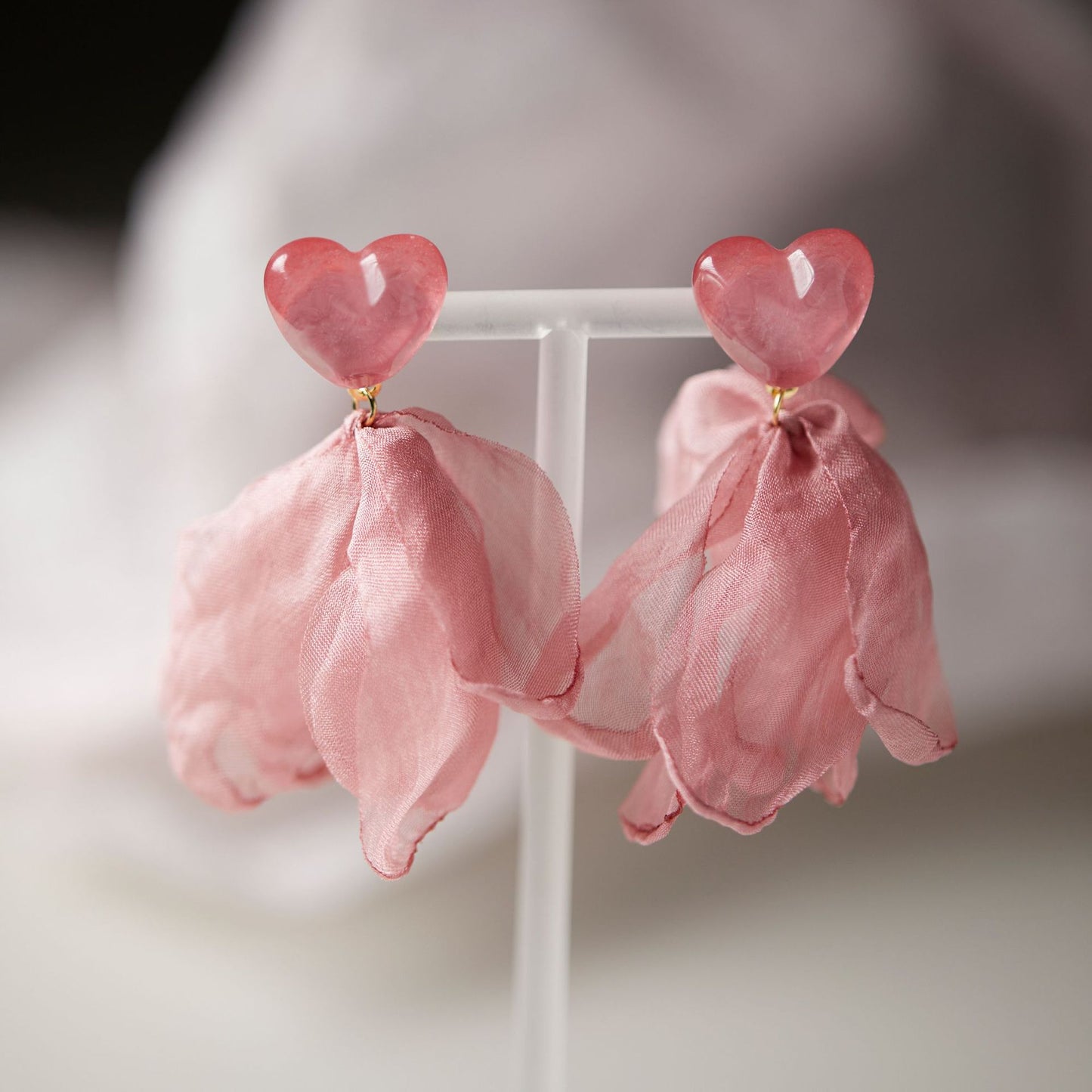 Charming Earring for Any Occasion