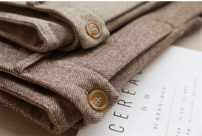 Well Tailored Pants with a Graceful Silhouette
