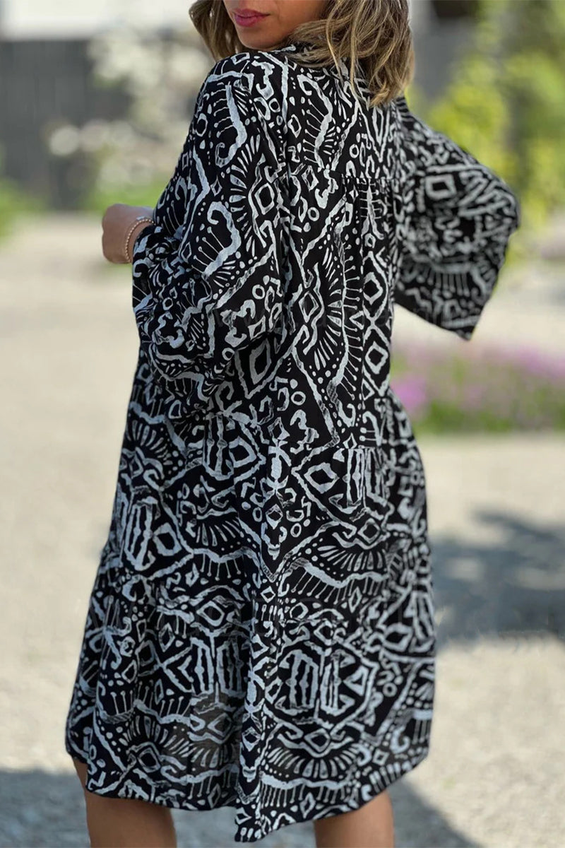 Classic Vintage & Enduringly Stylish Dress