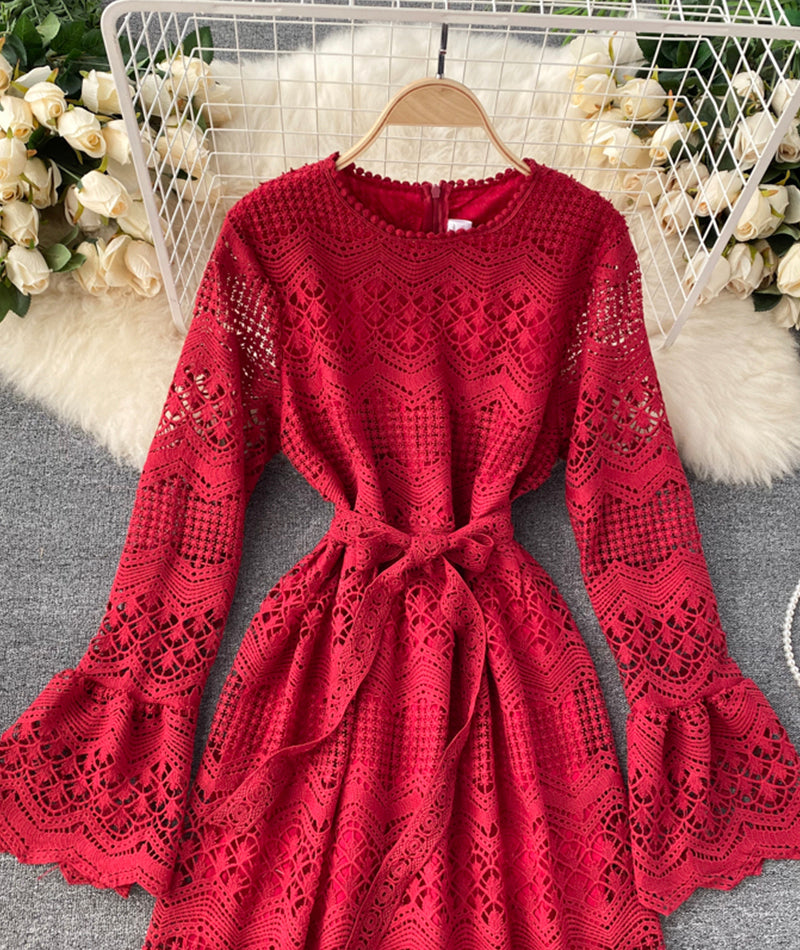 Sophisticated Dress with a Clean Classic Look