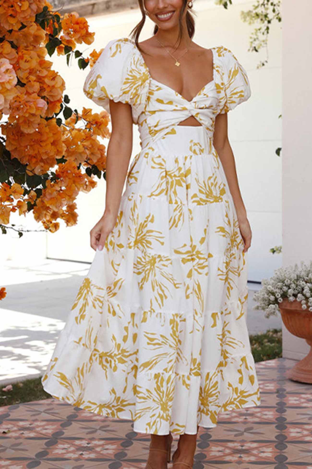 Gracefully Styled Dress for Any Occasion