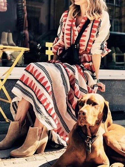 Classic Vintage Dress with a Flattering Fit