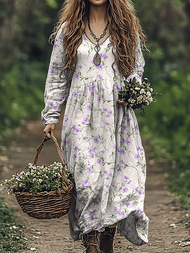 Beautifully Finished Dress in a Timeless Design