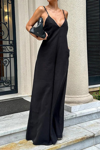 Effortlessly Elegant Garment with a Timeless Design