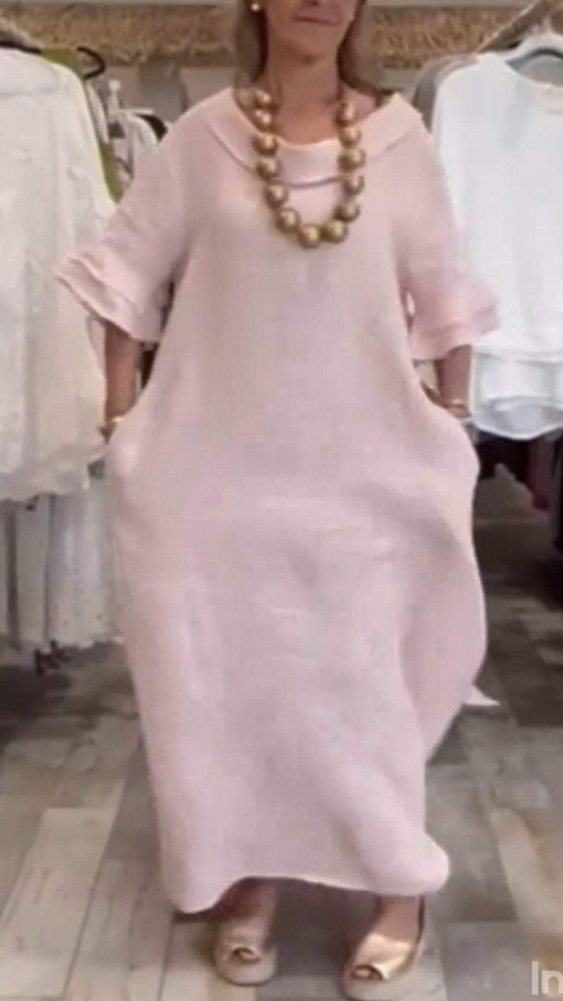 Classic Vintage Dress with a Flattering Fit