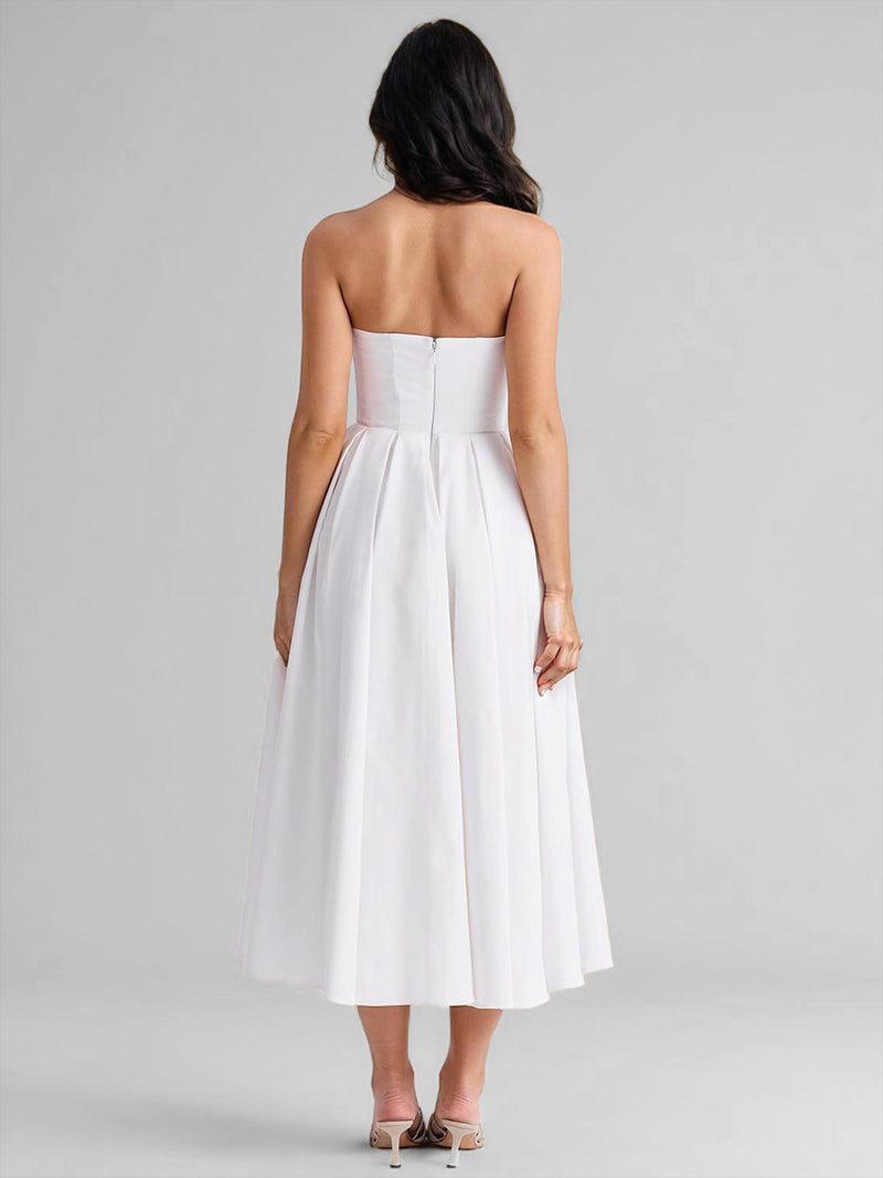 Well Tailored Dress with a Graceful Silhouette