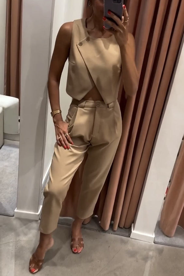 Beautifully Finished Pants in a Timeless Design