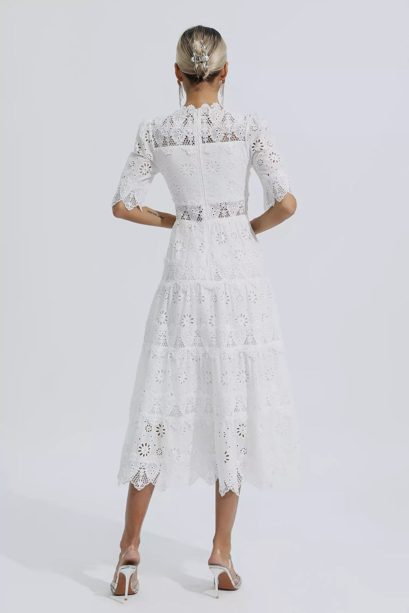 Classic Vintage Dress with a Flattering Fit