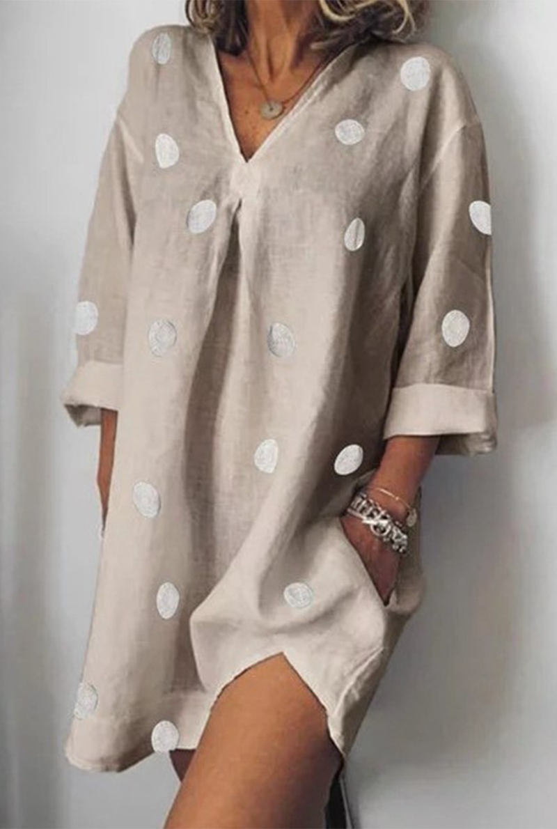 Sophisticated Dress with a Clean Classic Look