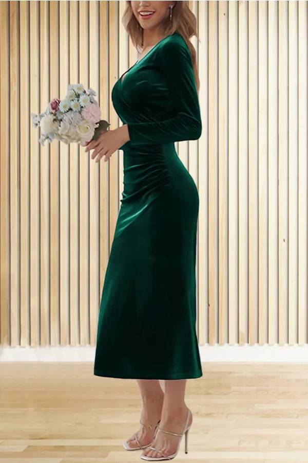Classic Vintage & Enduringly Stylish Dress