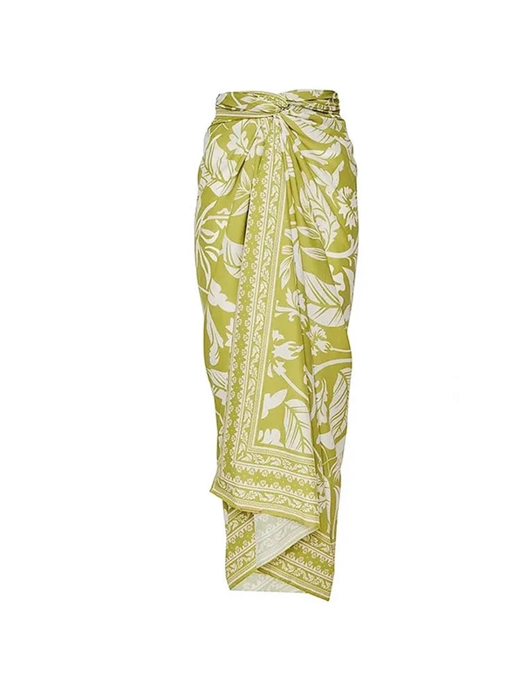 Gracefully Styled Garment for Any Occasion