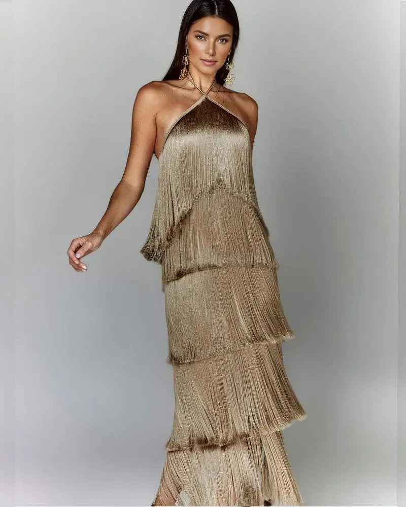 Beautifully Finished Dress in a Timeless Design