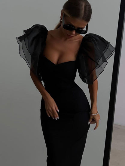 Sophisticated Dress with a Clean Classic Look