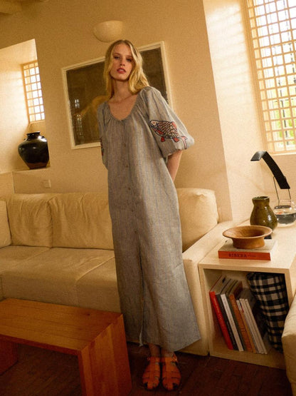 Sophisticated Dress with a Clean Classic Look