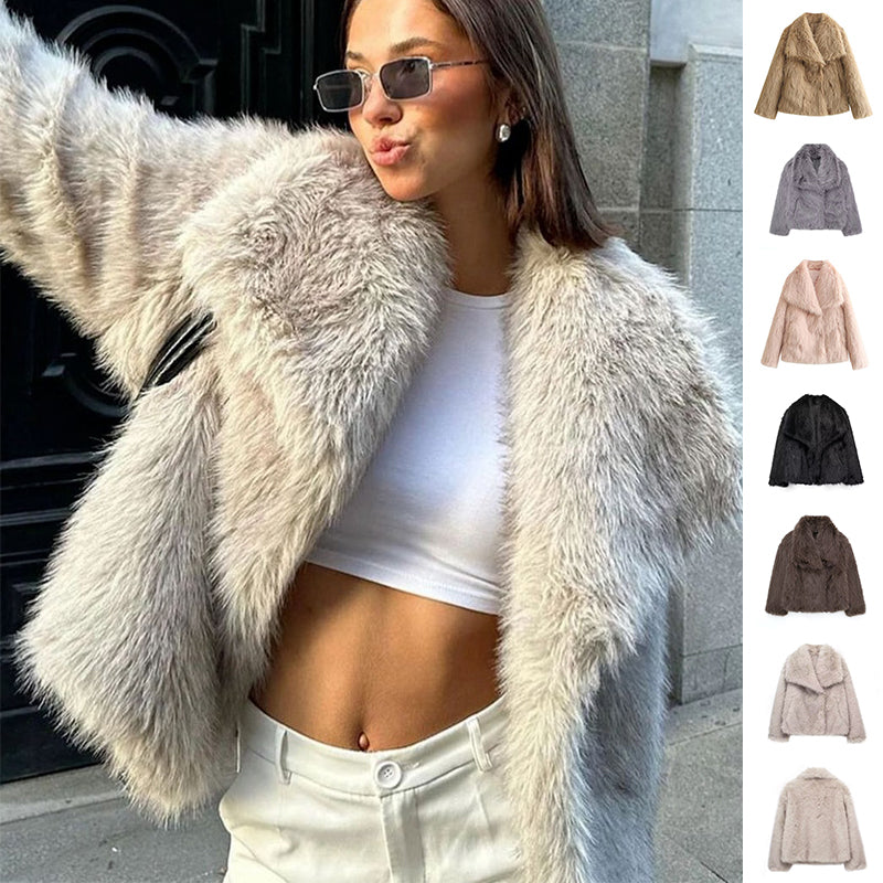 Sophisticated Coat with a Clean Classic Look