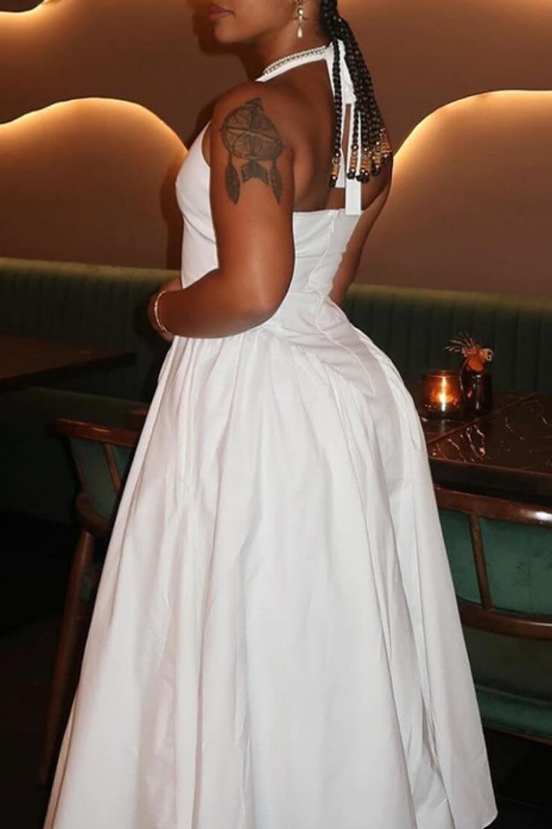 Classic Vintage Dress with a Flattering Fit