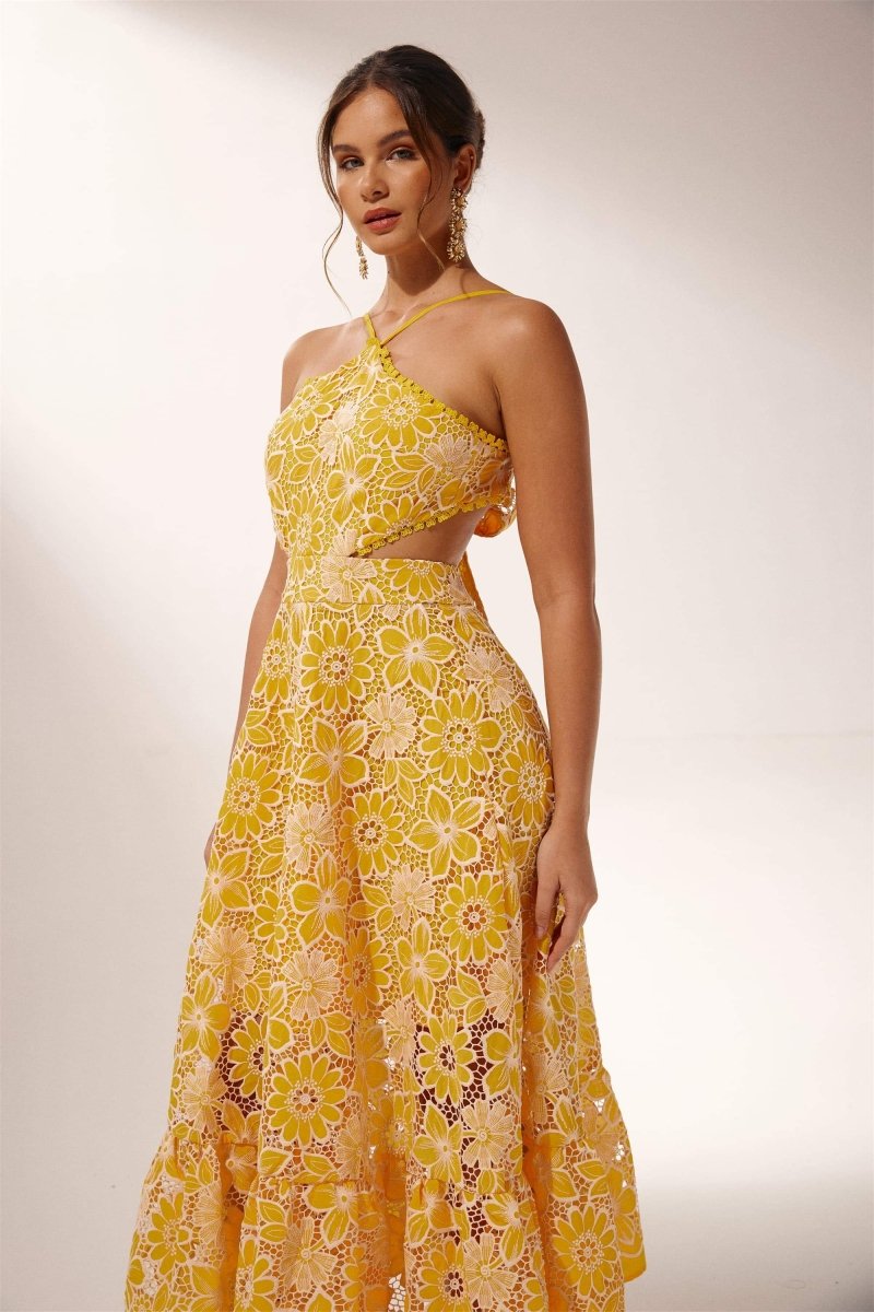 Classic Vintage & Enduringly Stylish Dress