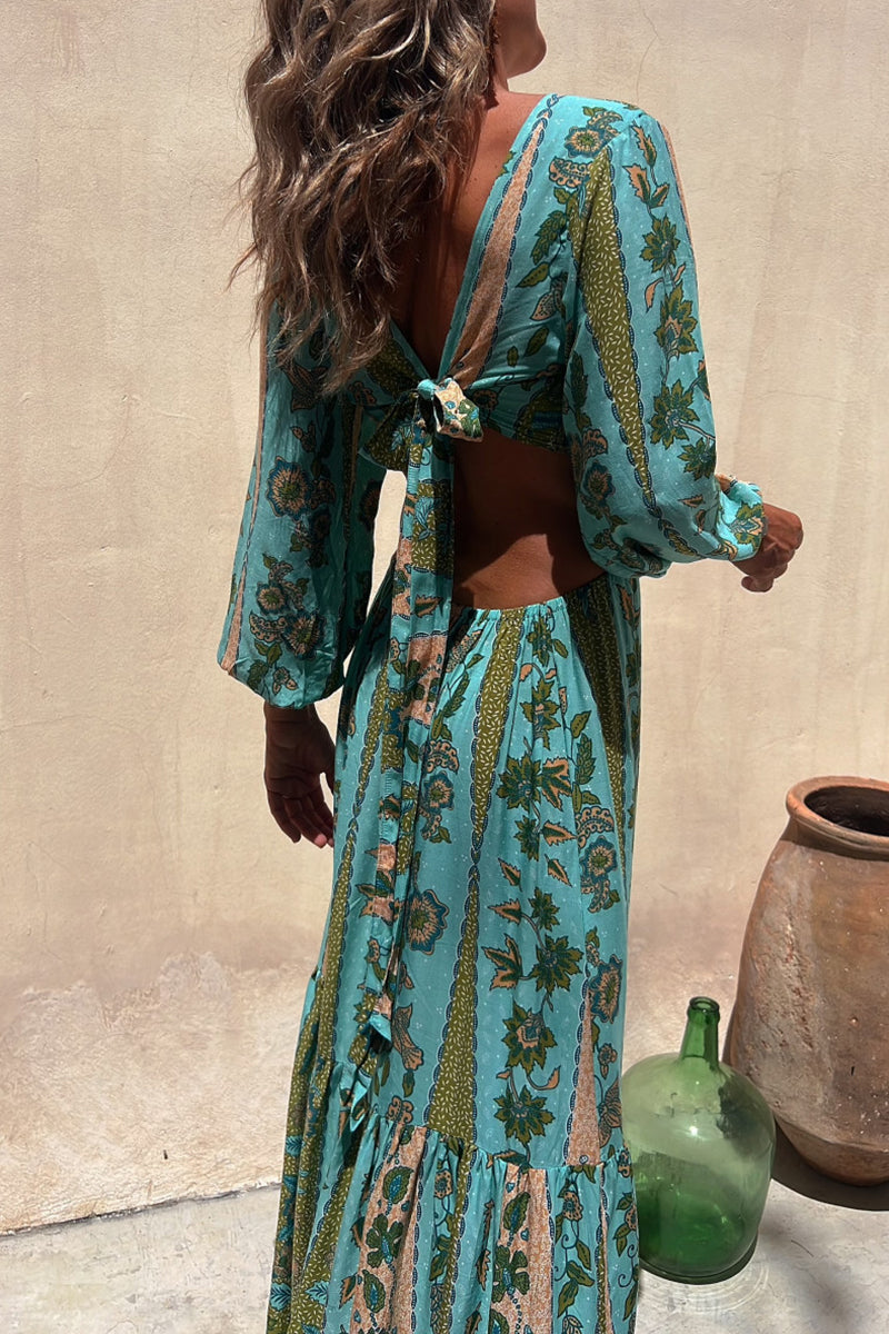 Classic Vintage & Enduringly Stylish Dress