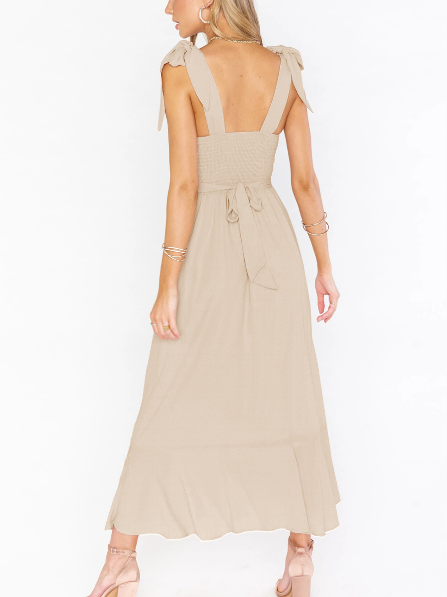 Effortlessly Elegant Dress with a Timeless Design