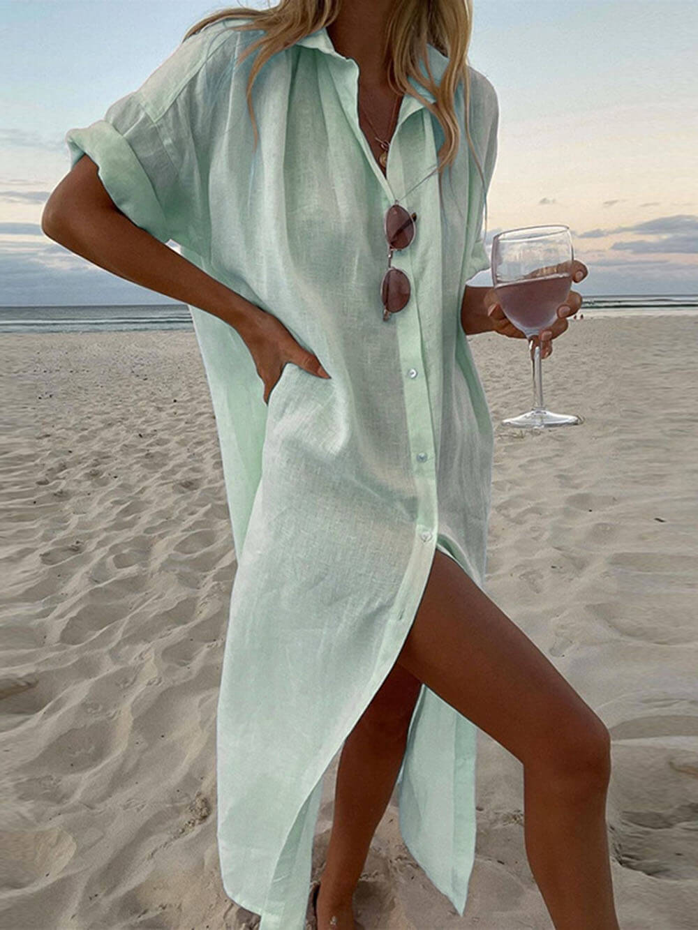 Beautifully Crafted Dress in a Classic Style