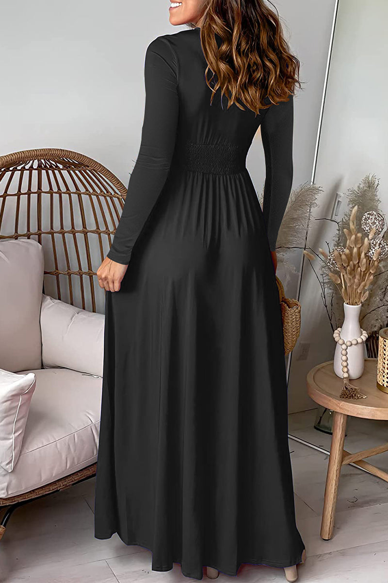 Beautifully Crafted Dress in a Classic Style