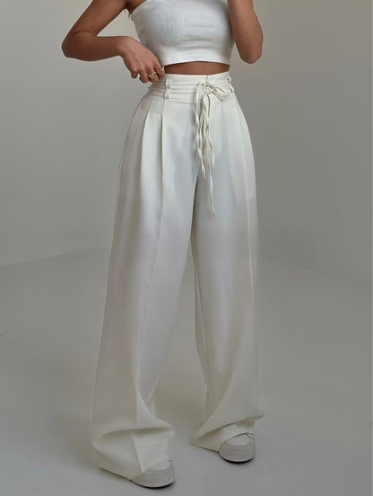 Q190 White Trousers