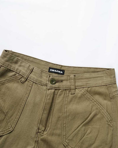 Elegantly Styled Pants for Everyday Wear