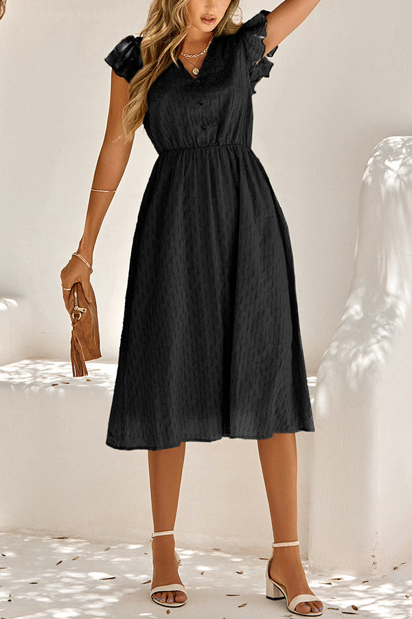 Beautifully Finished Dress in a Timeless Design