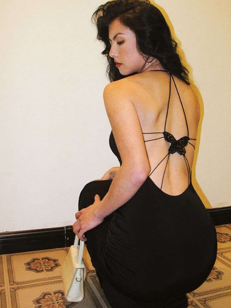 Gracefully Styled Dress for Any Occasion