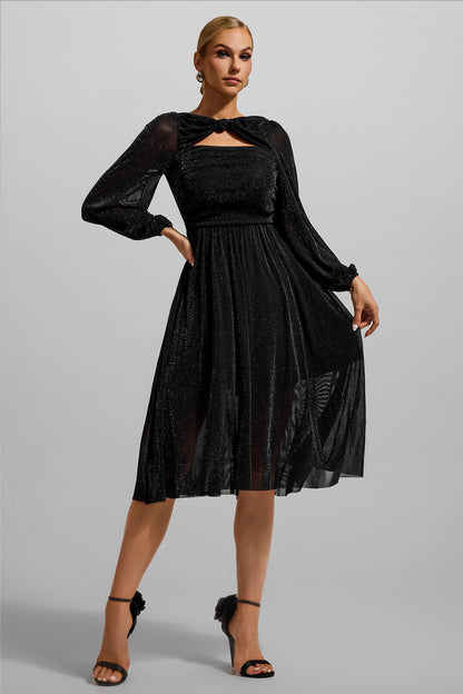 Well Tailored Dress with a Graceful Silhouette