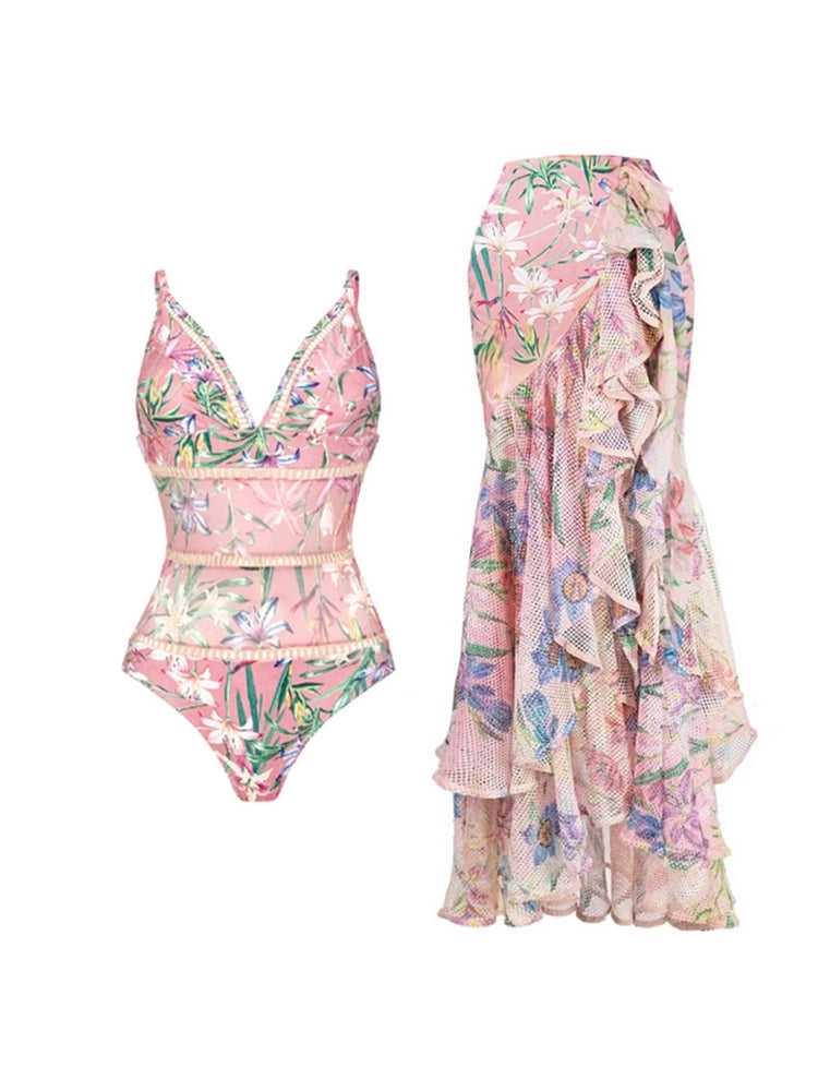 Gracefully Styled Garment for Any Occasion