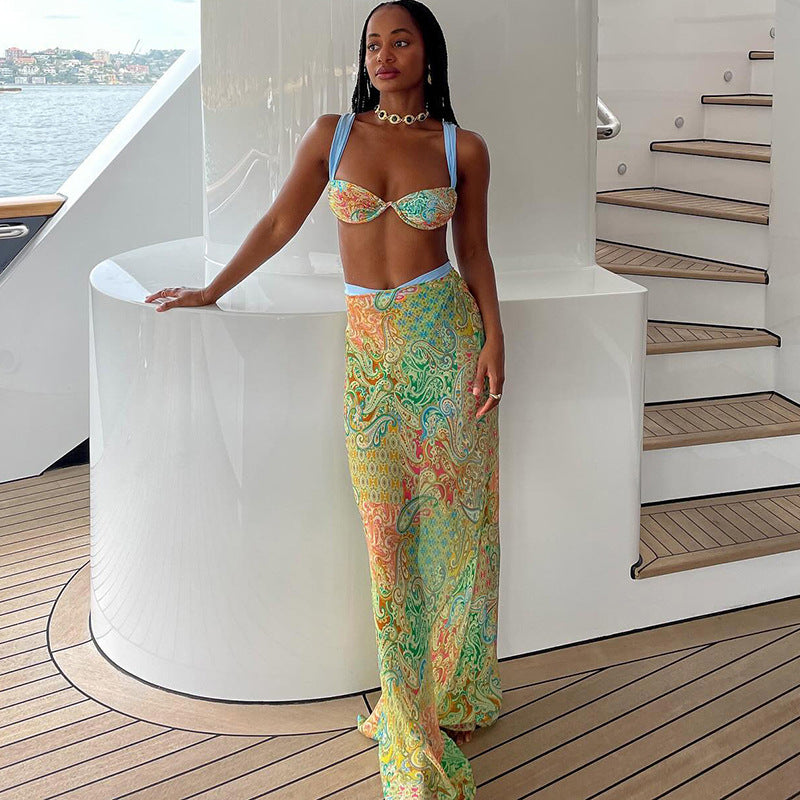 Gracefully Styled Garment for Any Occasion