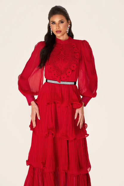 Beautifully Crafted Dress in a Classic Style