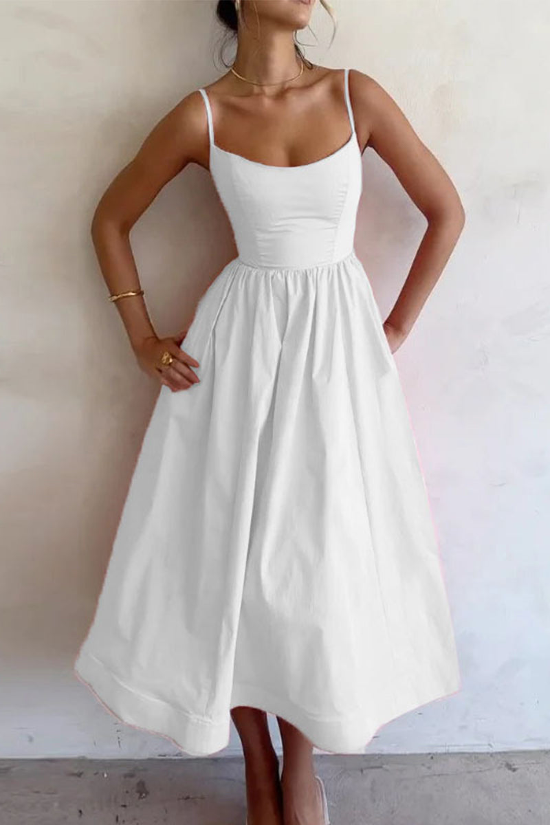 Beautifully Finished Dress in a Timeless Design