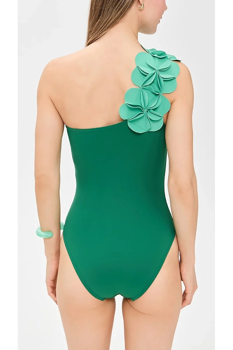 Well Tailored Garment with a Graceful Silhouette