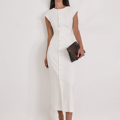 Effortlessly Elegant Dress with a Timeless Design