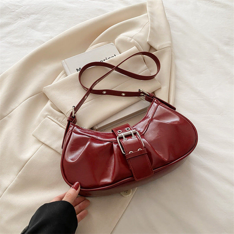Classic Vintage Bag with a Flattering Fit