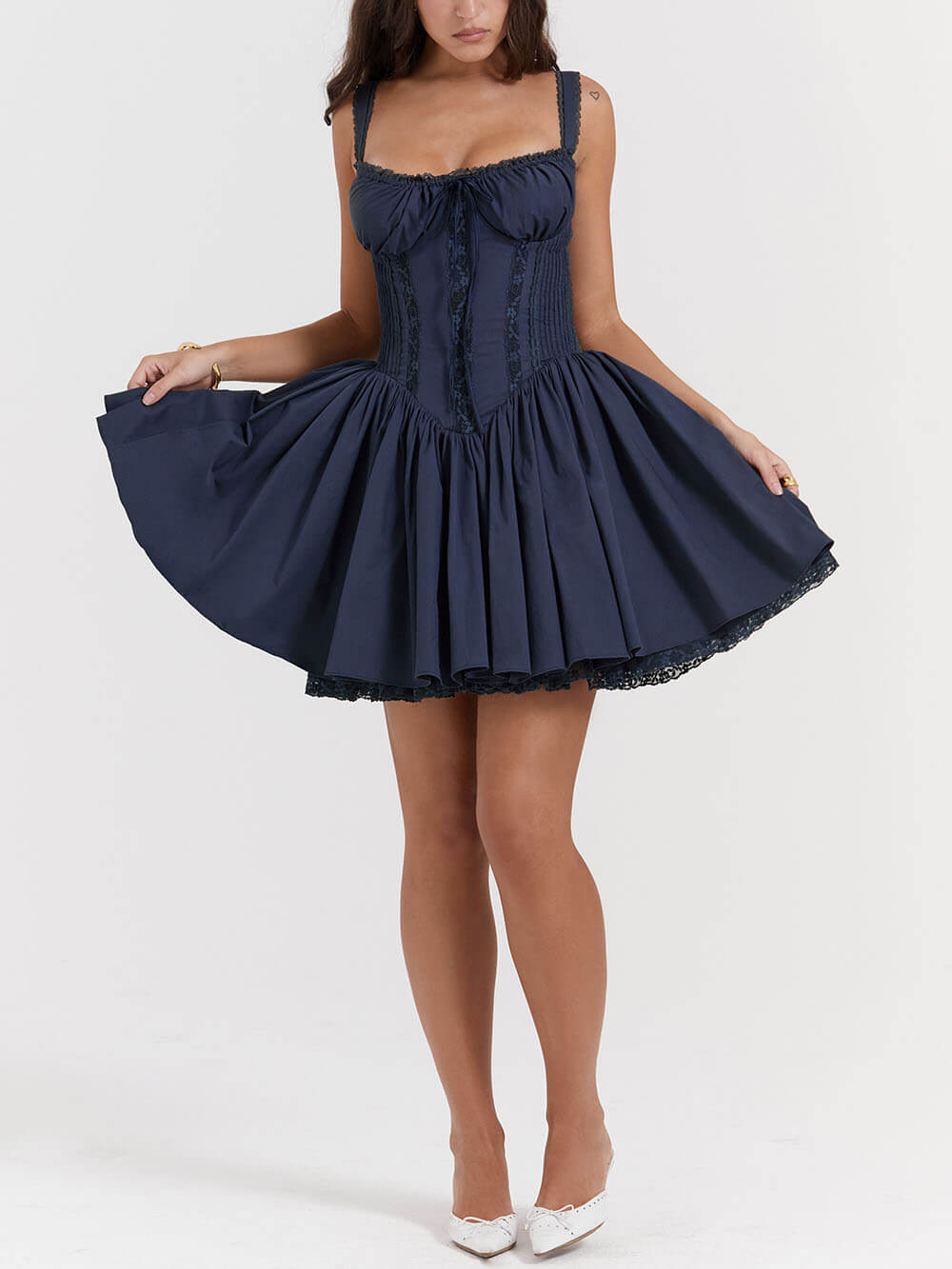 Gracefully Styled Dress for Any Occasion