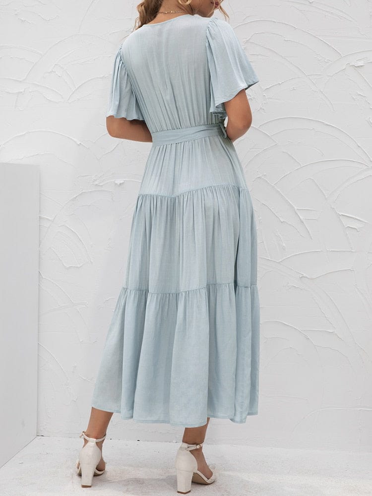 Beautifully Finished Dress in a Timeless Design